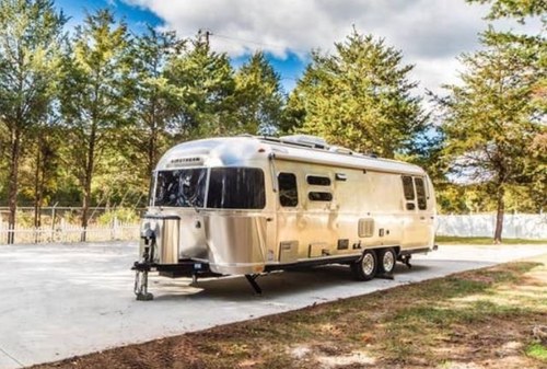 2017 Airstream International 28RB Signature Edition travel t For Sale