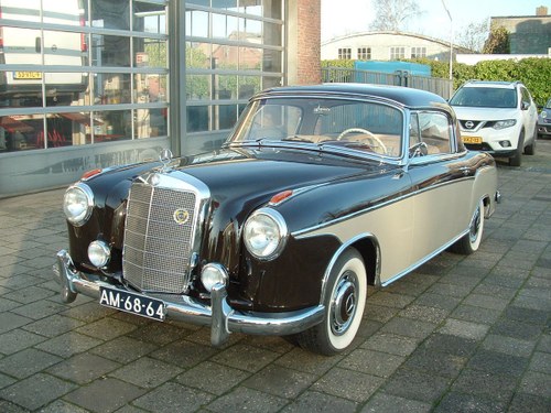 1960 Mercedes-Benz 220SE Ponton Coupe 17 Jan 2020 In vendita all'asta