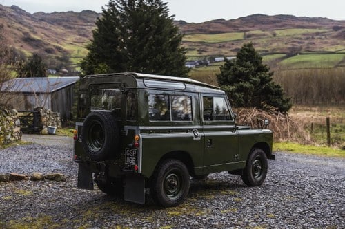 1967 Land Rover Series IIA Station Wagon In vendita (immagine 6 di 108)