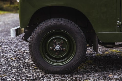 1967 Land Rover Series IIA Station Wagon In vendita (immagine 9 di 108)