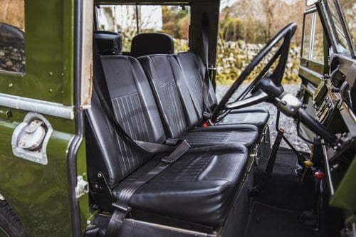 1967 Land Rover Series IIA Station Wagon In vendita (immagine 24 di 108)