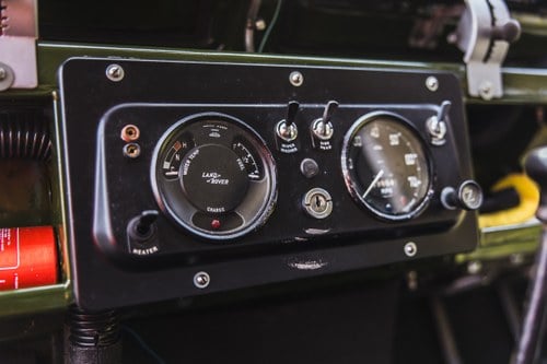 1967 Land Rover Series IIA Station Wagon In vendita (immagine 26 di 108)