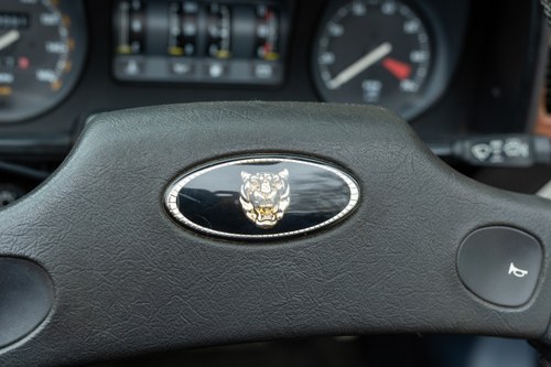 1988 Jaguar XJ-S V12 Convertible In vendita (immagine 76 di 214)