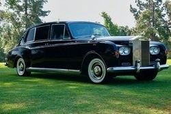 1971 Rolls-Royce Phantom VI rare Limo 1 of 374 made $198.8k In vendita