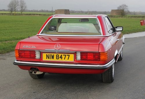 1982 Mercedes-Benz 280SL R107 till salu (bild 28 av 204)