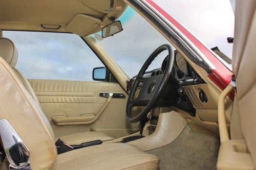 1982 Mercedes-Benz 280SL R107 till salu (bild 53 av 204)