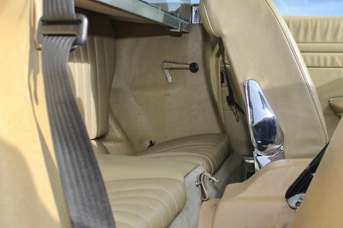 1982 Mercedes-Benz 280SL R107 till salu (bild 55 av 204)