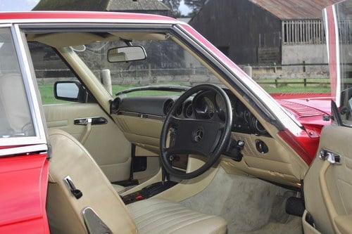 1982 Mercedes-Benz 280SL R107 till salu (bild 90 av 204)