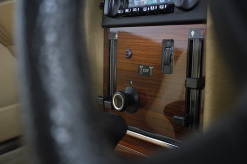 1982 Mercedes-Benz 280SL R107 till salu (bild 44 av 204)