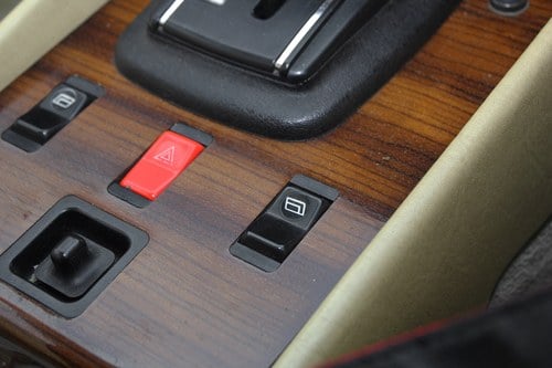 1982 Mercedes-Benz 280SL R107 till salu (bild 99 av 204)