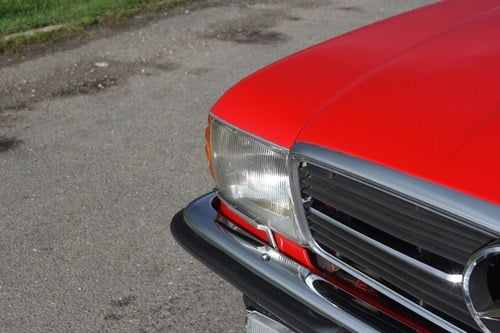 1982 Mercedes-Benz 280SL R107 till salu (bild 122 av 204)