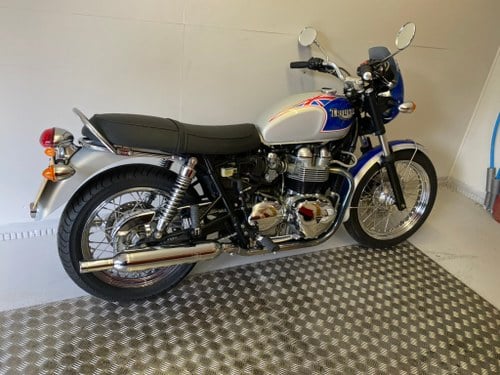 2002 Triumph Bonneville Golden Jubilee In vendita (immagine 21 di 104)