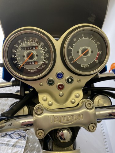 2002 Triumph Bonneville Golden Jubilee In vendita (immagine 30 di 104)