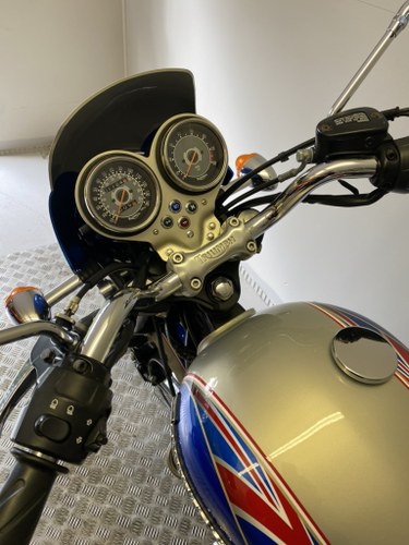 2002 Triumph Bonneville Golden Jubilee In vendita (immagine 31 di 104)