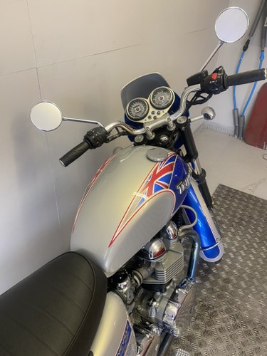 2002 Triumph Bonneville Golden Jubilee In vendita (immagine 36 di 104)