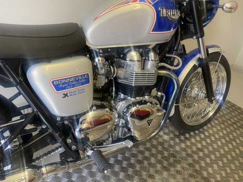 2002 Triumph Bonneville Golden Jubilee In vendita (immagine 65 di 104)
