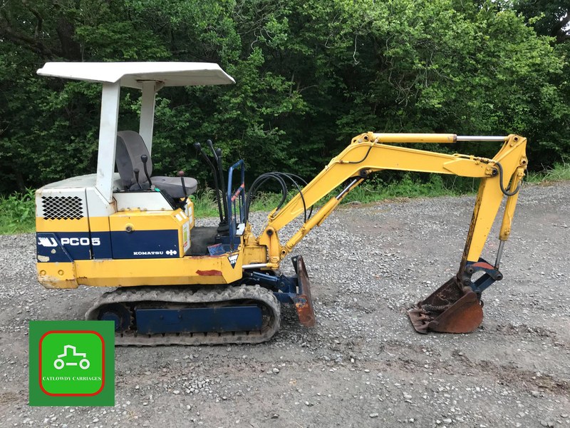 KOMATSU VERY TIDY LO HRS 1.2 TON MINI DIGGER BETS AVIALBLE