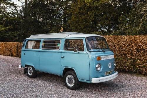 1974 Volkswagen T2b Transporter Camper zum Verkauf (Bild 1 von 107)