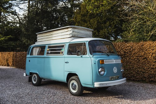 1974 Volkswagen T2b Transporter Camper zum Verkauf (Bild 9 von 107)