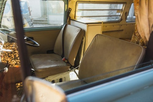 1974 Volkswagen T2b Transporter Camper zum Verkauf (Bild 28 von 107)