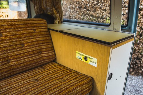 1974 Volkswagen T2b Transporter Camper zum Verkauf (Bild 35 von 107)