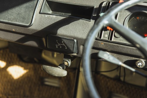 1974 Volkswagen T2b Transporter Camper zum Verkauf (Bild 43 von 107)