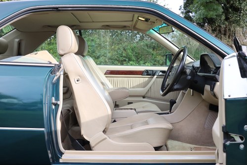 1995 Mercedes-Benz E320 till salu (bild 20 av 46)