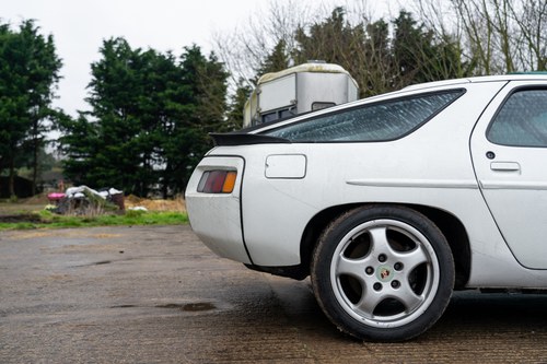 1986 Porsche 928 S till salu (bild 39 av 78)
