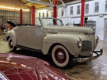 1940 Plymouth Convertible Roadster Ivory(~)Burgundy $obo In vendita