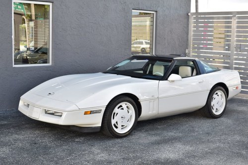 1988 Corvette Coupe 35th Anniversary Edition Rare 1 of 180  For Sale
