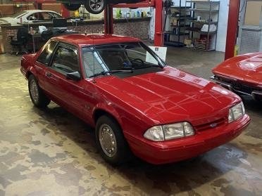 1992 Ford Mustang SSP Coupe Notch~Back 5.0 AT CB $29.9k In vendita