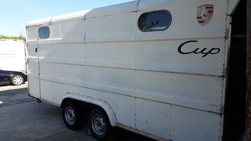 2000 Dastle Racebox Covered Trailer For Sale by Auction