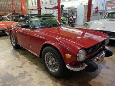 1974 TRIUMPH TR6 Roadster Convertible Restored Red $19.9kk For Sale