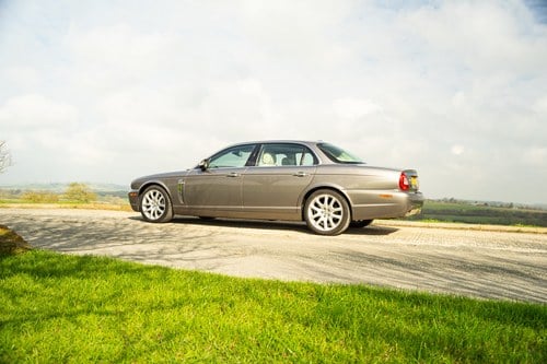 2008 Jaguar XJ6 2.7D Sovereign LWB (X358) In vendita (immagine 10 di 76)