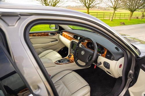 2008 Jaguar XJ6 2.7D Sovereign LWB (X358) In vendita (immagine 32 di 76)