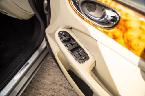 2008 Jaguar XJ6 2.7D Sovereign LWB (X358) In vendita (immagine 41 di 76)