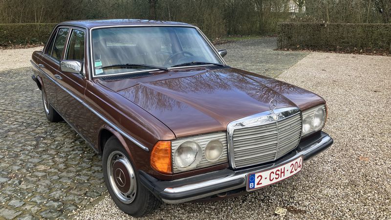 1979 Mercedes-Benz 300D W123 For Sale (picture 1 of 75)