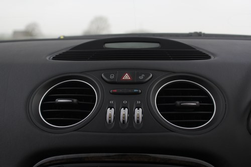 2002 Mercedes-Benz R230 SL500 zum Verkauf (Bild 111 von 203)