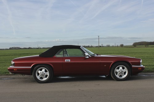 1993 Jaguar XJS Convertible 4.0 For Sale (picture 29 of 184)