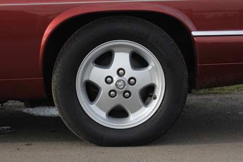 1993 Jaguar XJS Convertible 4.0 For Sale (picture 40 of 184)