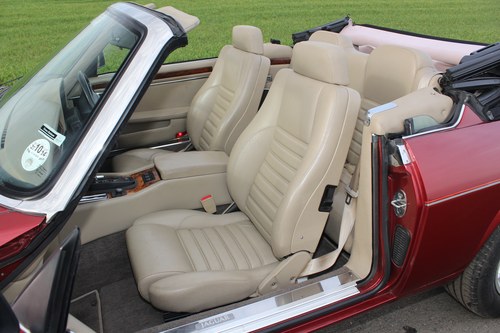 1993 Jaguar XJS Convertible 4.0 For Sale (picture 47 of 184)