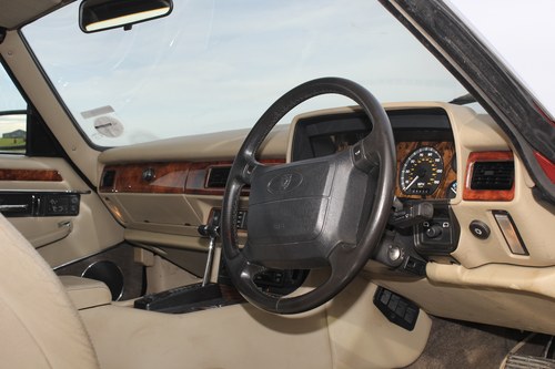 1993 Jaguar XJS Convertible 4.0 For Sale (picture 74 of 184)