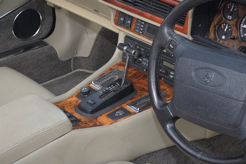 1993 Jaguar XJS Convertible 4.0 For Sale (picture 103 of 184)