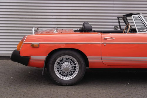 1975 MG MGB Cabriolet In vendita (immagine 15 di 43)