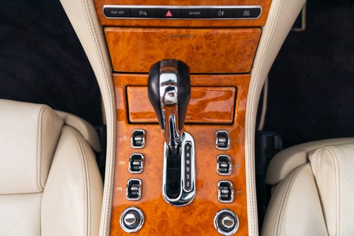 2006 Bentley Azure à vendre (picture 37 of 131)