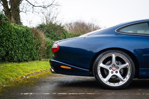 1998 Jaguar X100 XKR Paramount 450 In vendita (immagine 68 di 106)