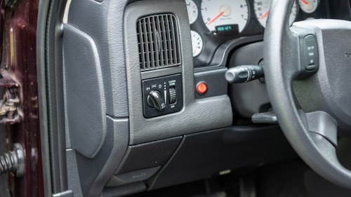 2004 Dodge RAM 1500 5.7L Hemi V8 For Sale (picture 15 of 205)