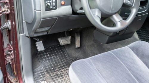 2004 Dodge RAM 1500 5.7L Hemi V8 For Sale (picture 16 of 205)