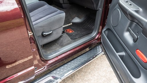 2004 Dodge RAM 1500 5.7L Hemi V8 For Sale (picture 65 of 205)