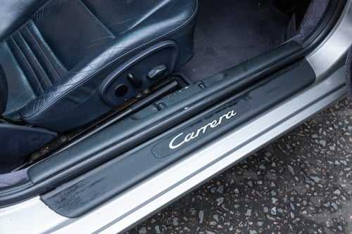 2002 Porsche 996 911 Carrera 2 Tiptronic 3.6 In vendita (immagine 24 di 133)
